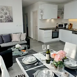 https://apartment-gita-rijeka.primorje-gorskikotar.com